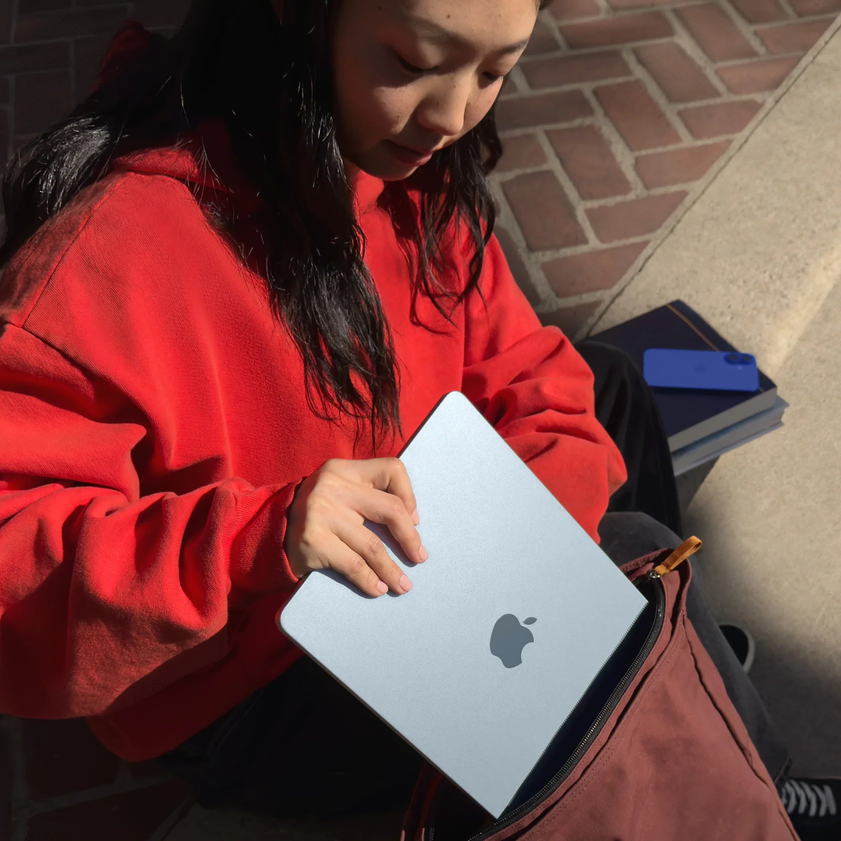 Apple MacBook Air 13" (2025) M4 16GB RAM 512GB SSD Midnight