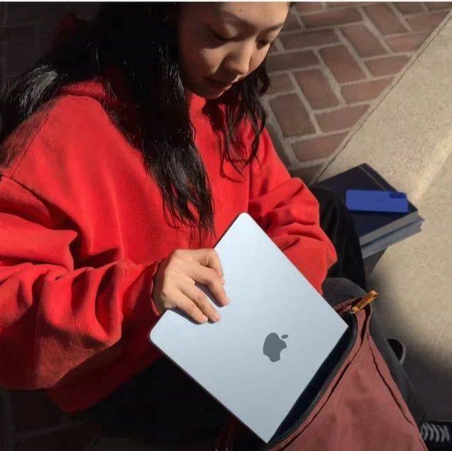 Apple MacBook Air M4 13.6" 16GB RAM 512GB SSD – Silver